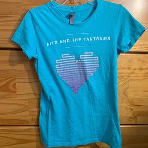 Size M Fitz and the Tantrums t shirt